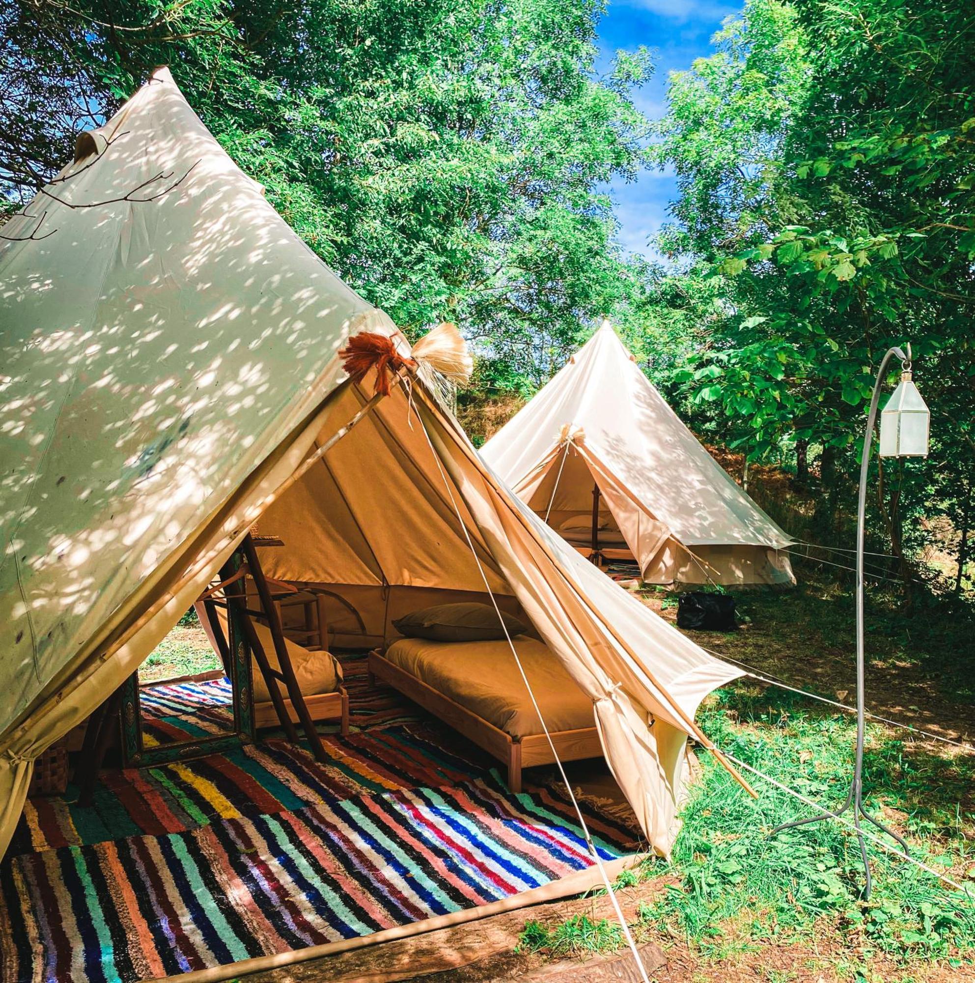 Le Travers Ajoux - Camping Gite Evenement المظهر الخارجي الصورة
